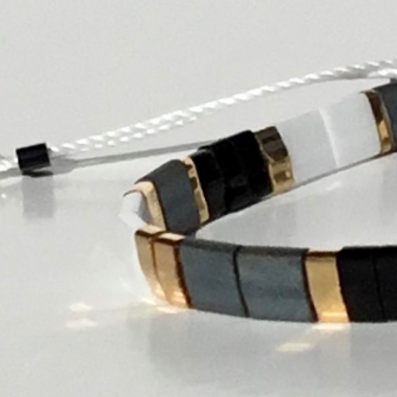 🆕Miyuki Tila bead bracelet - Picture 2 of 2